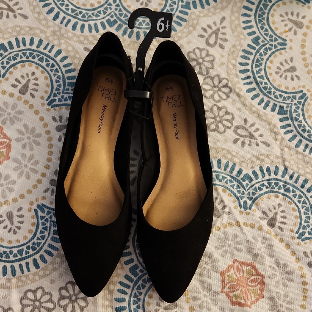 Time and Tru Women's Elegant Black Flats